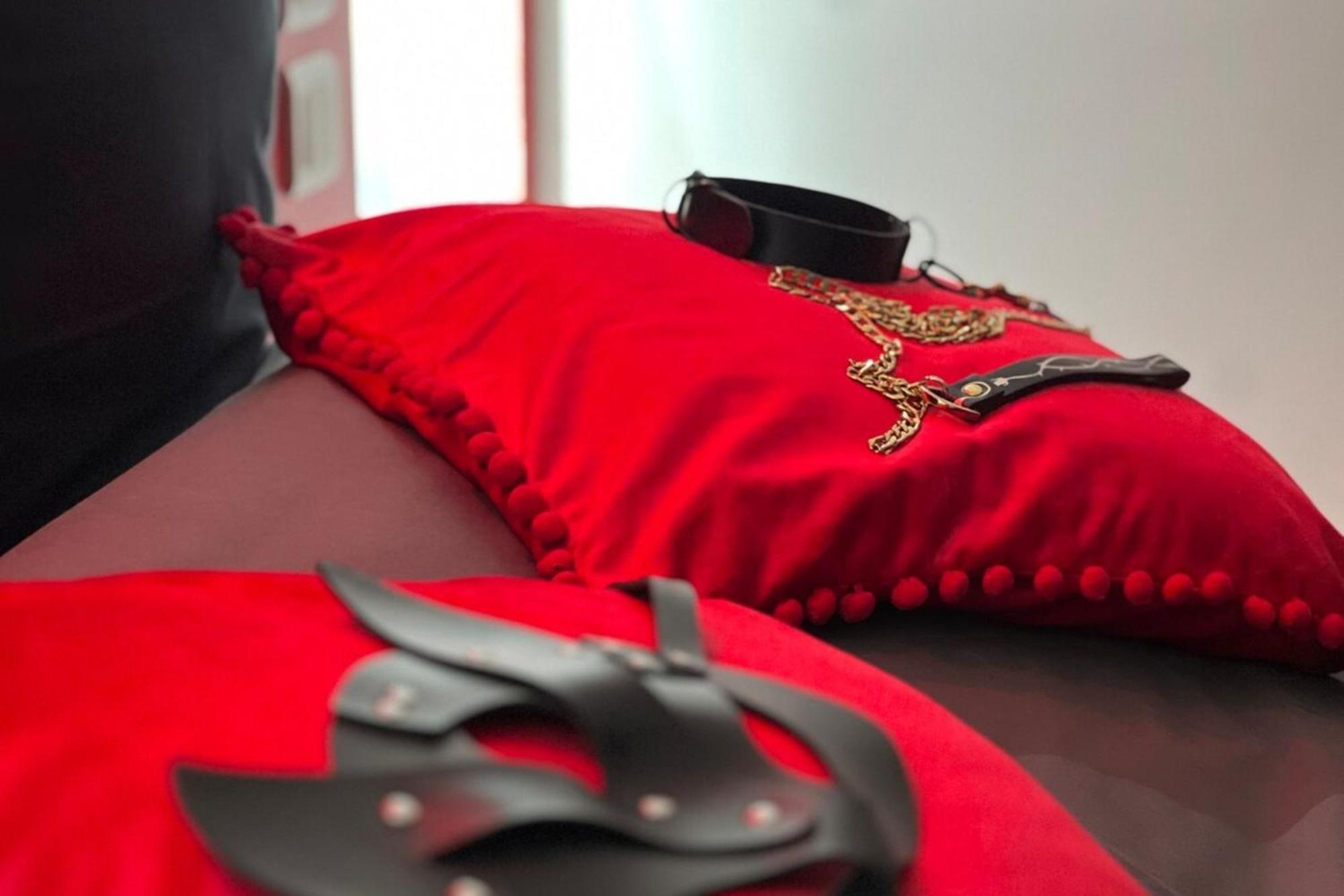 Dark Room Perpignan Aux 50 Nuances Jacuzzi Prive Villeneuve-de-la-Raho Eksteriør billede